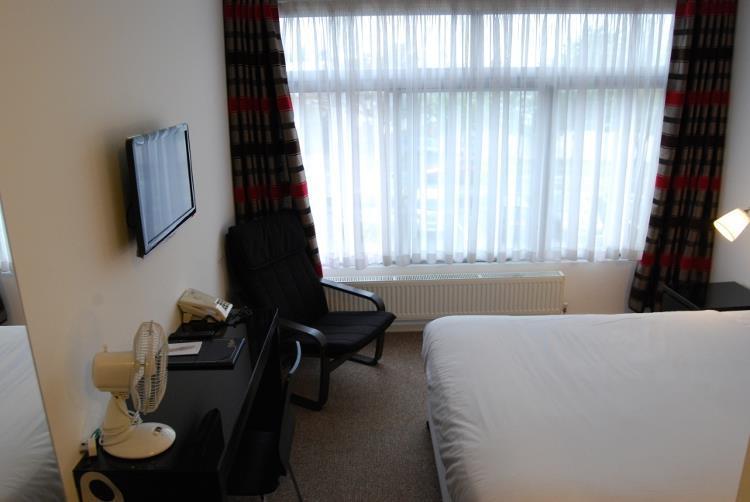 Oyo The Chiltern Hotel